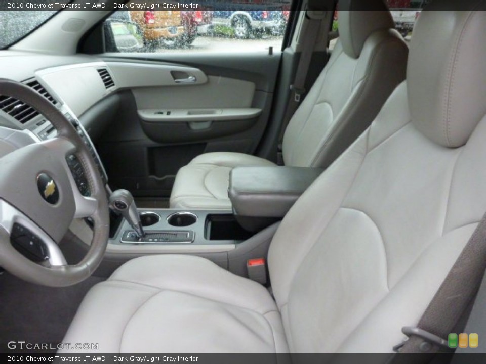 Dark Gray/Light Gray Interior Photo for the 2010 Chevrolet Traverse LT AWD #80211199