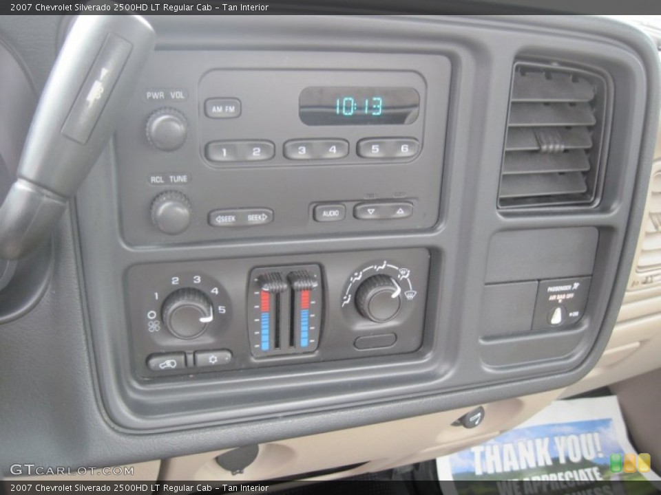 Tan Interior Controls for the 2007 Chevrolet Silverado 2500HD LT Regular Cab #80226464