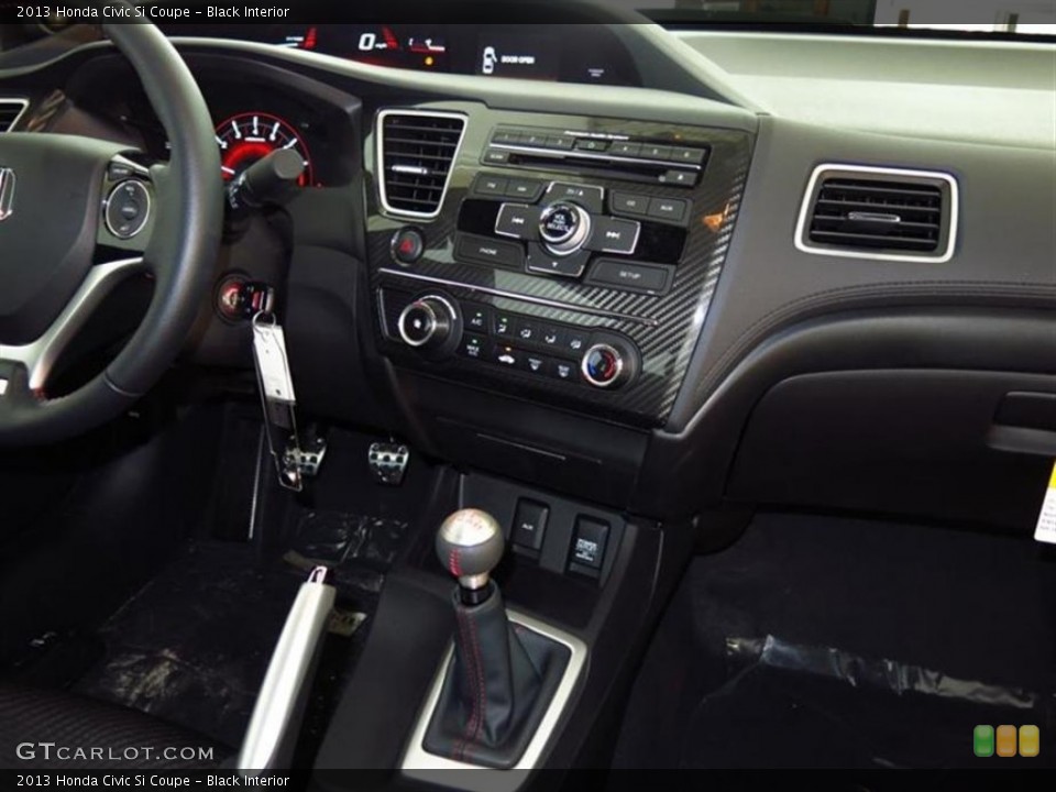 Black Interior Controls for the 2013 Honda Civic Si Coupe #80239304
