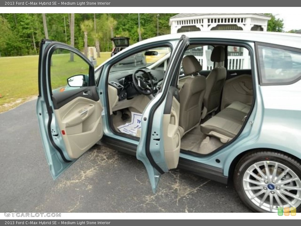 Medium Light Stone Interior Photo for the 2013 Ford C-Max Hybrid SE #80255183