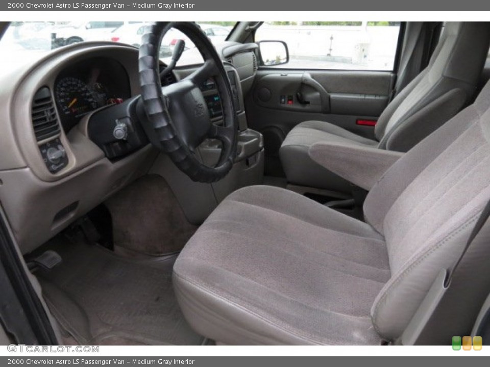 Medium Gray Interior Photo for the 2000 Chevrolet Astro LS Passenger Van #80282910
