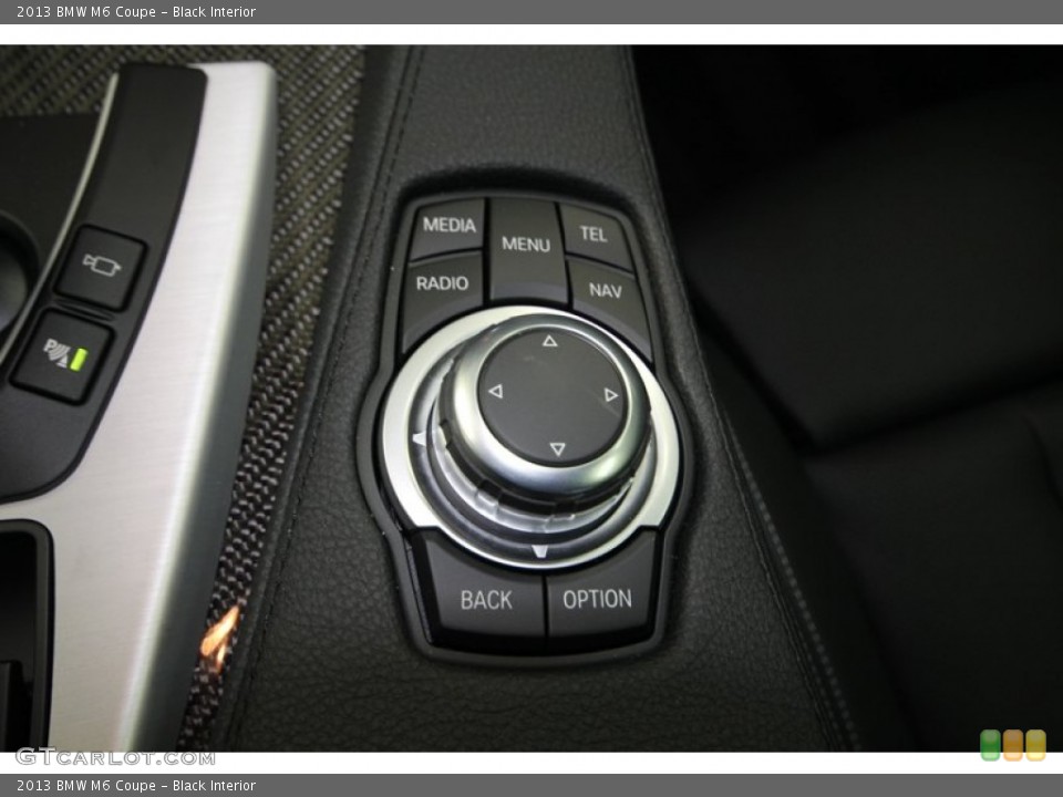 Black Interior Controls for the 2013 BMW M6 Coupe #80283860