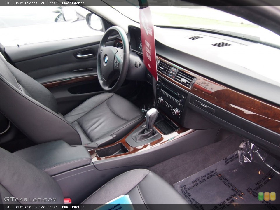 Black Interior Photo for the 2010 BMW 3 Series 328i Sedan #80292848