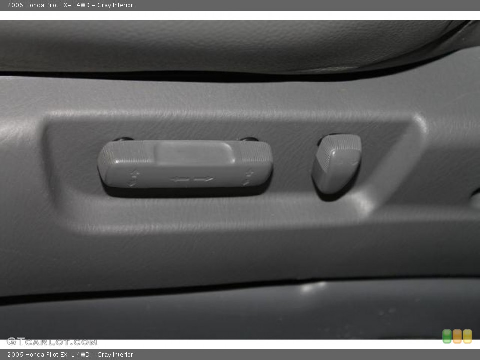Gray Interior Controls for the 2006 Honda Pilot EX-L 4WD #80298032