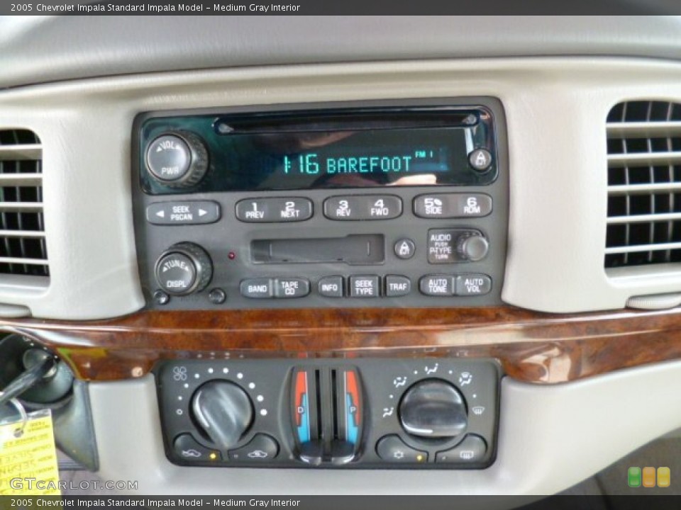 Medium Gray Interior Controls for the 2005 Chevrolet Impala  #80299981