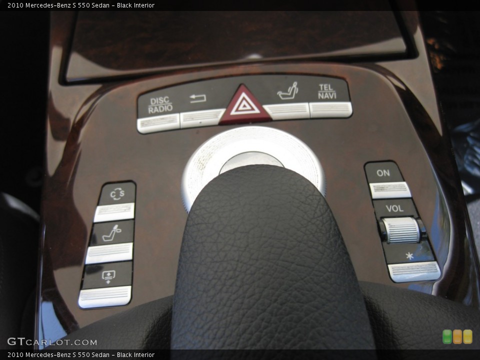 Black Interior Controls for the 2010 Mercedes-Benz S 550 Sedan #80301497