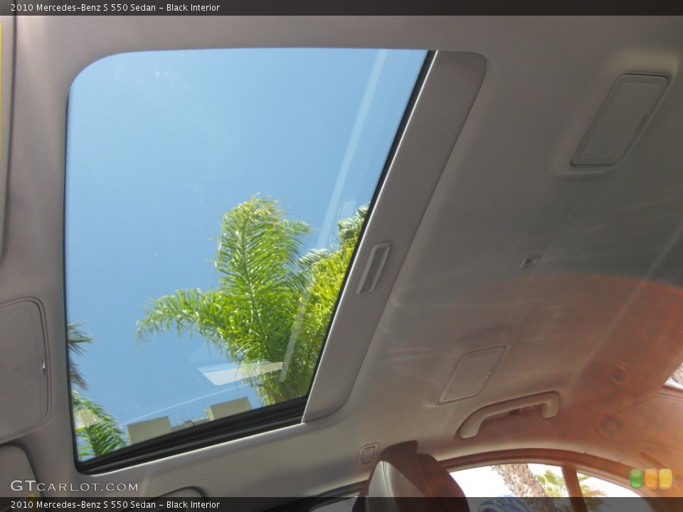Black Interior Sunroof for the 2010 Mercedes-Benz S 550 Sedan #80302316