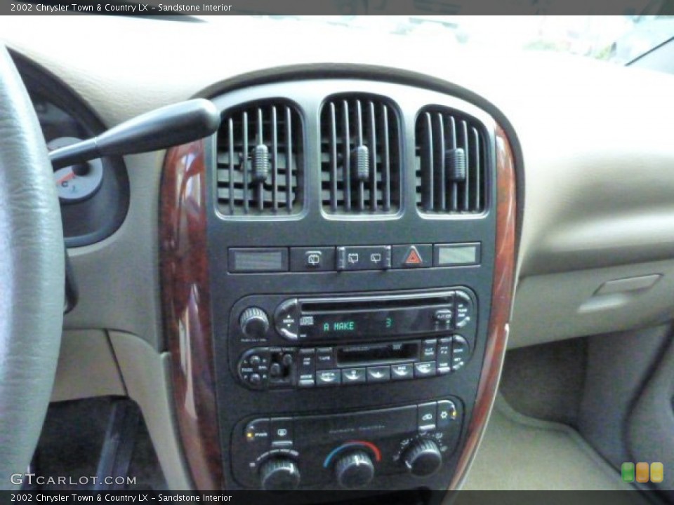 Sandstone Interior Controls for the 2002 Chrysler Town & Country LX #80303168
