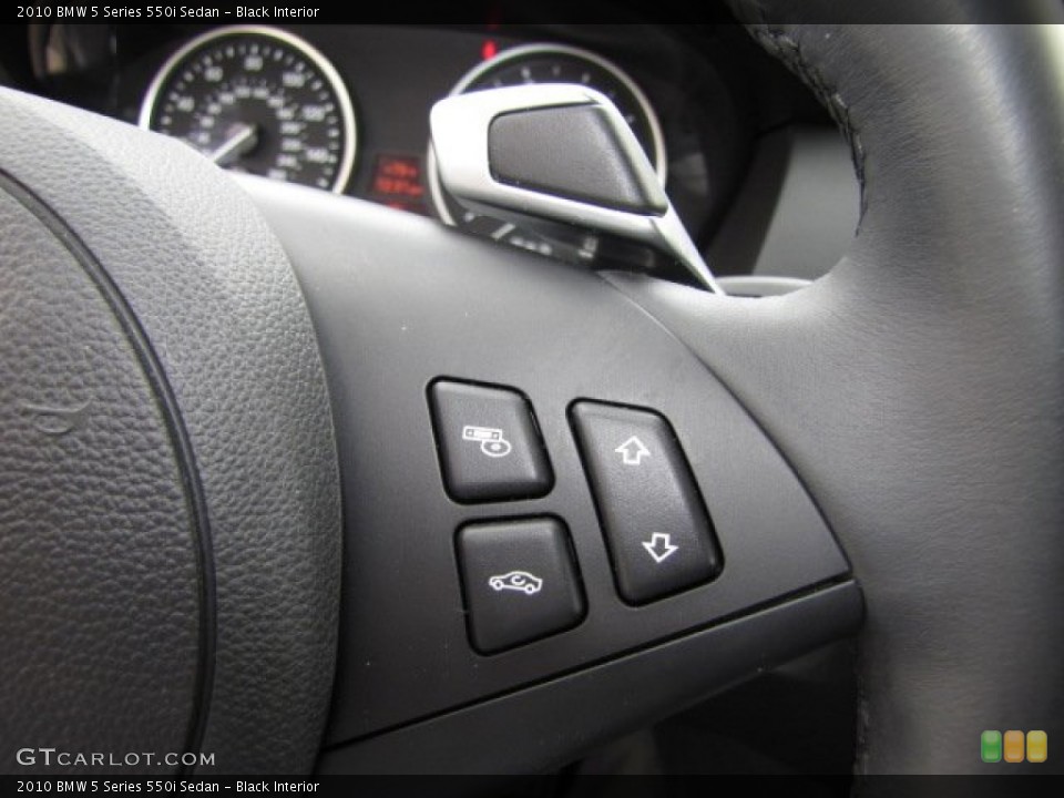 Black Interior Controls for the 2010 BMW 5 Series 550i Sedan #80306159