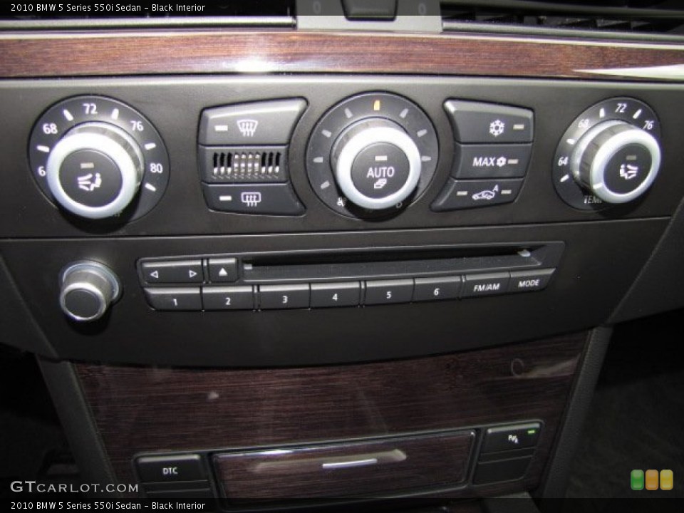 Black Interior Controls for the 2010 BMW 5 Series 550i Sedan #80306295