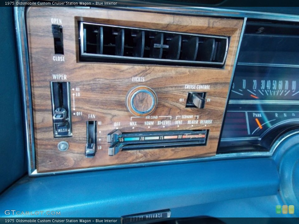 Blue Interior Controls for the 1975 Oldsmobile Custom Cruiser Station Wagon #80310668