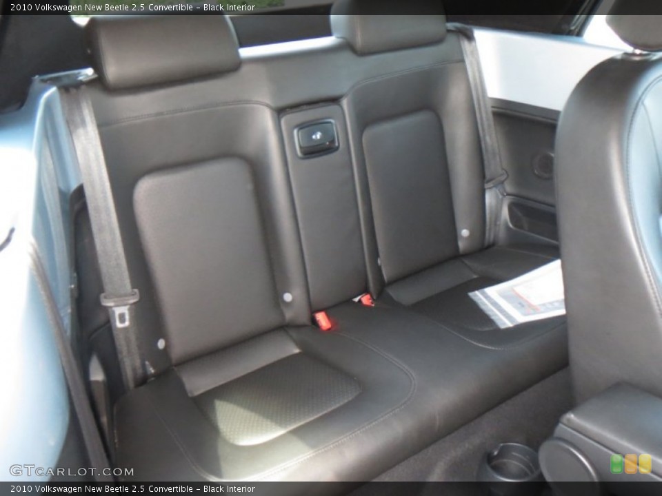 Black Interior Rear Seat for the 2010 Volkswagen New Beetle 2.5 Convertible #80317572