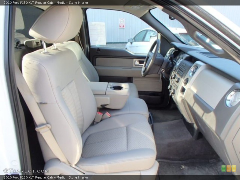 Medium Stone Interior Photo for the 2010 Ford F150 XLT Regular Cab #80320210
