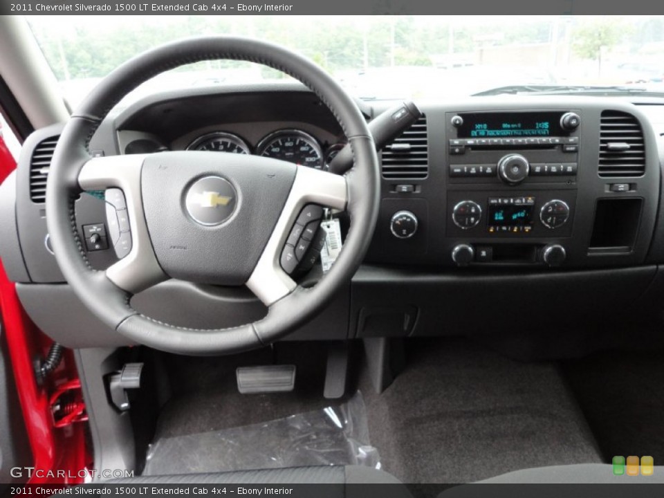Ebony Interior Dashboard for the 2011 Chevrolet Silverado 1500 LT Extended Cab 4x4 #80326326