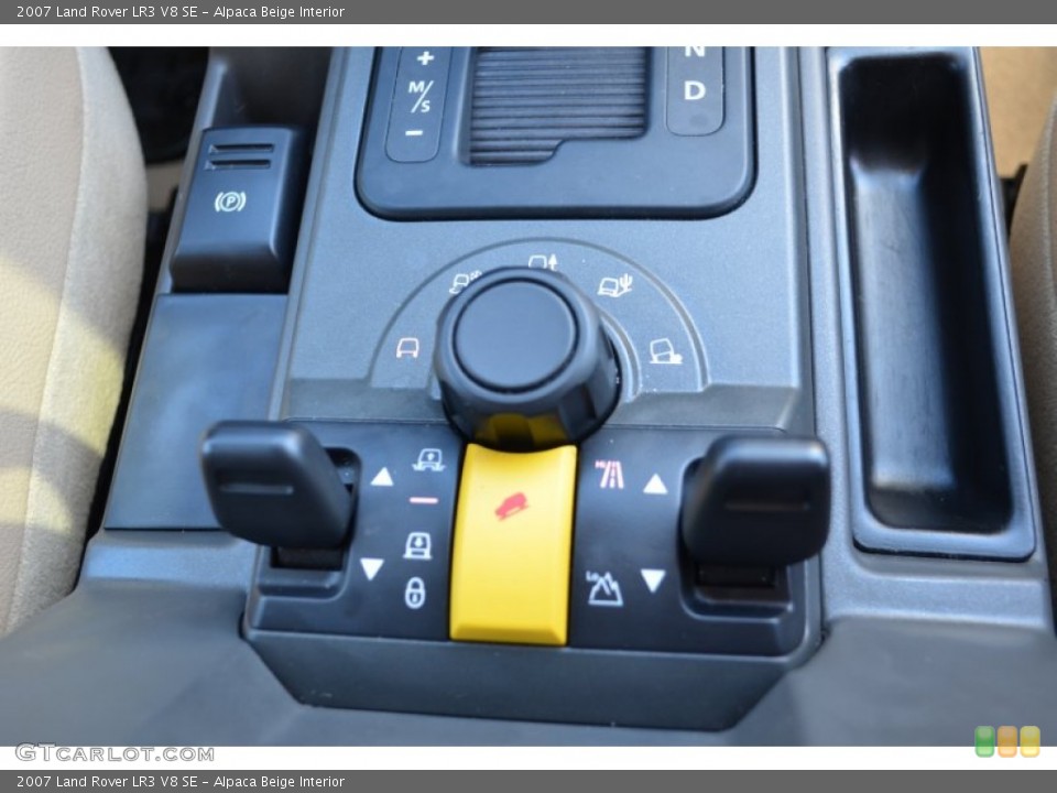 Alpaca Beige Interior Controls for the 2007 Land Rover LR3 V8 SE #80334468