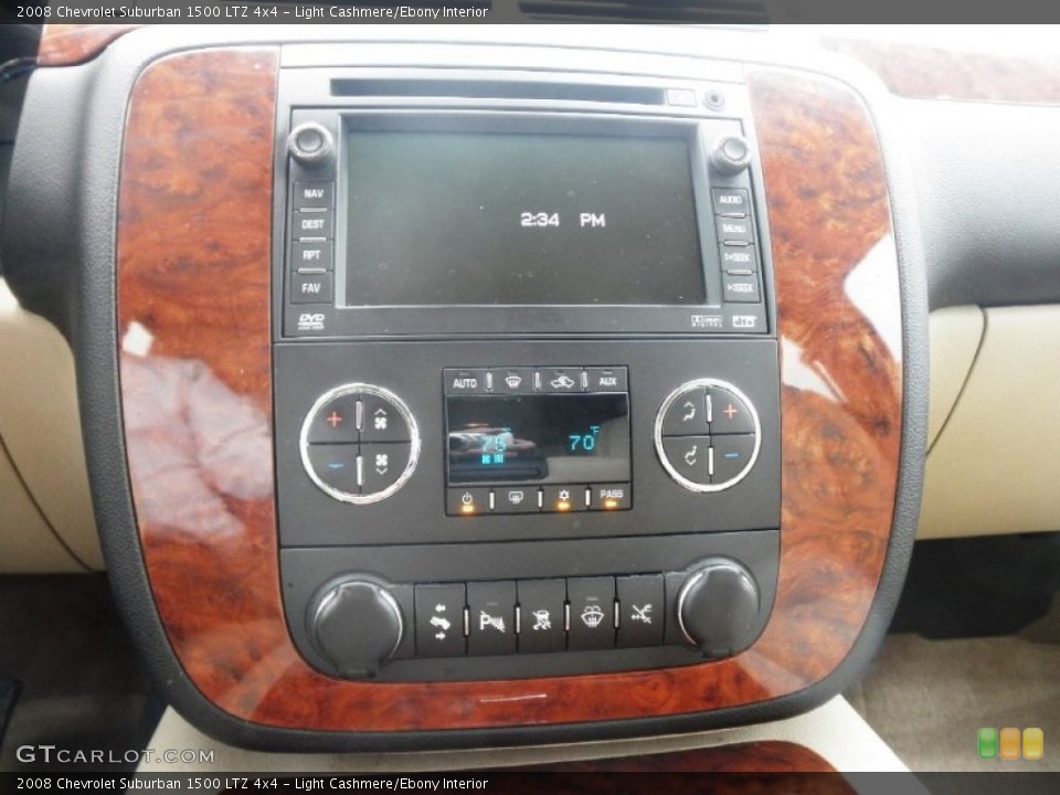 Light Cashmere/Ebony Interior Controls for the 2008 Chevrolet Suburban 1500 LTZ 4x4 #80335676