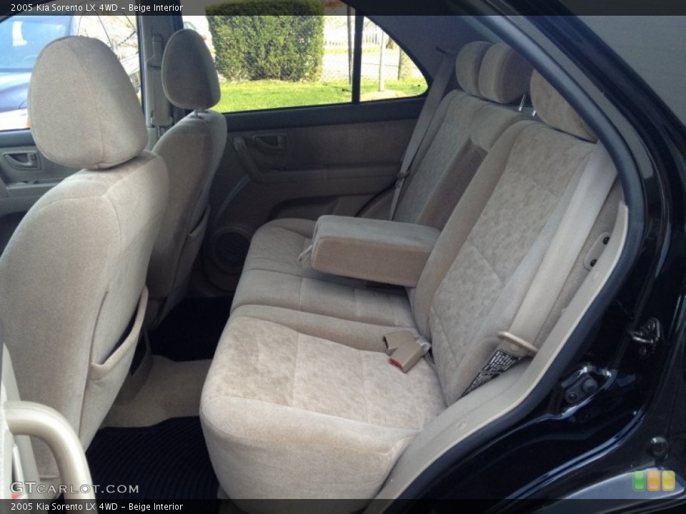 Beige Interior Rear Seat for the 2005 Kia Sorento LX 4WD #80346398