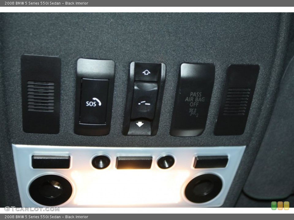 Black Interior Controls for the 2008 BMW 5 Series 550i Sedan #80348881