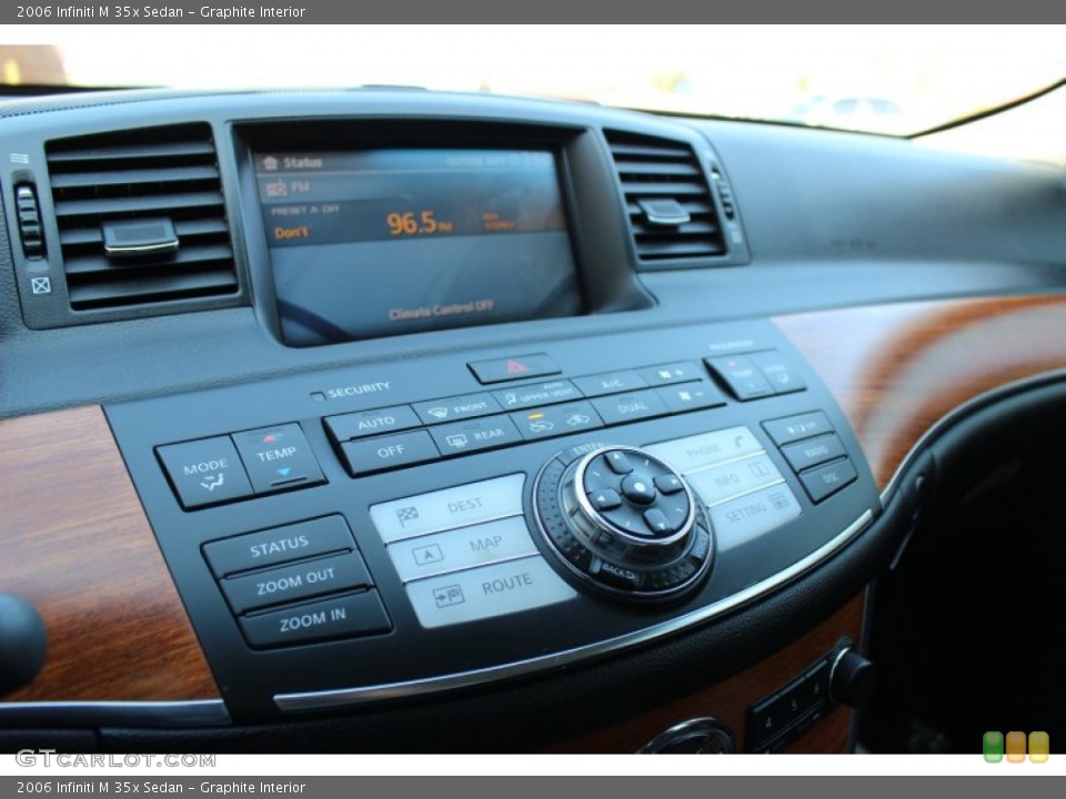 Graphite Interior Controls for the 2006 Infiniti M 35x Sedan #80349249
