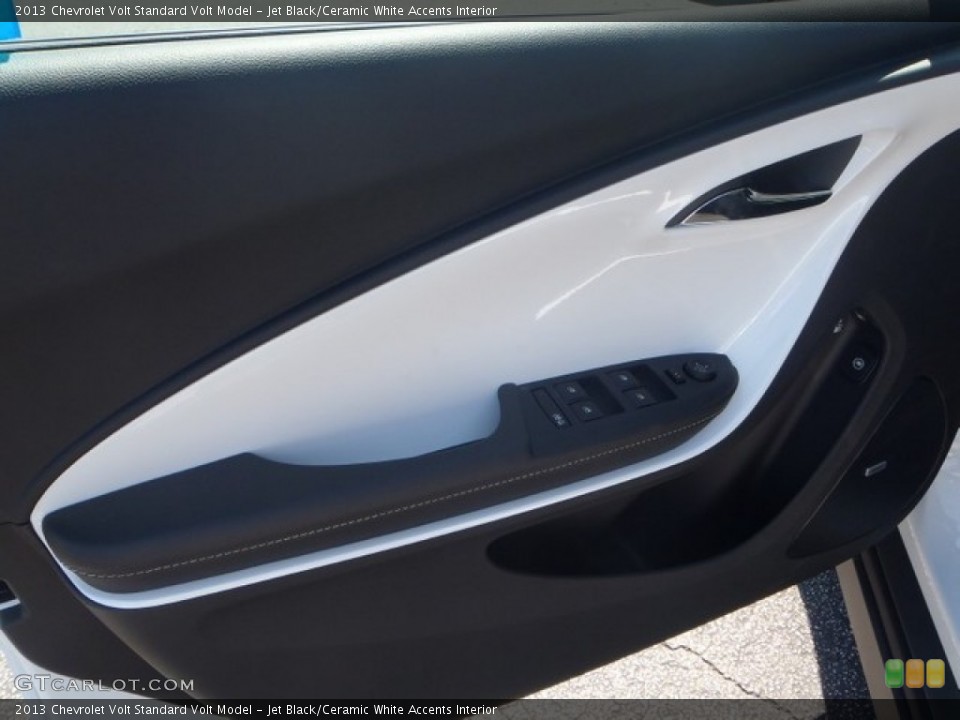 Jet Black/Ceramic White Accents Interior Door Panel for the 2013 Chevrolet Volt  #80355580