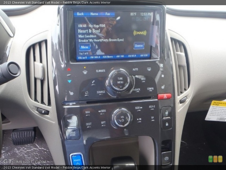 Pebble Beige/Dark Accents Interior Controls for the 2013 Chevrolet Volt  #80356504