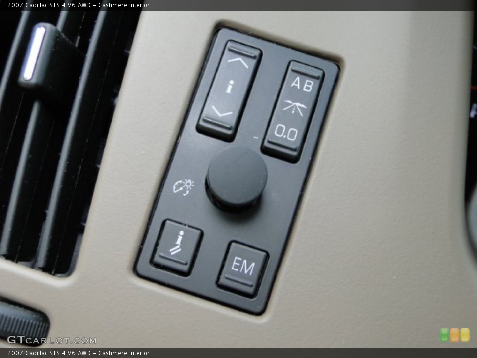Cashmere Interior Controls for the 2007 Cadillac STS 4 V6 AWD #80357506