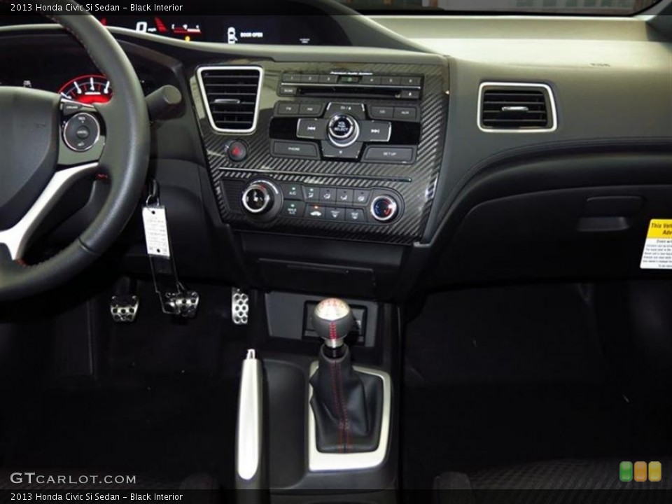 Black Interior Dashboard for the 2013 Honda Civic Si Sedan #80361313