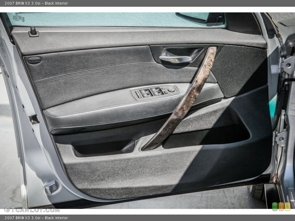 Black Interior Door Panel for the 2007 BMW X3 3.0si #80367607