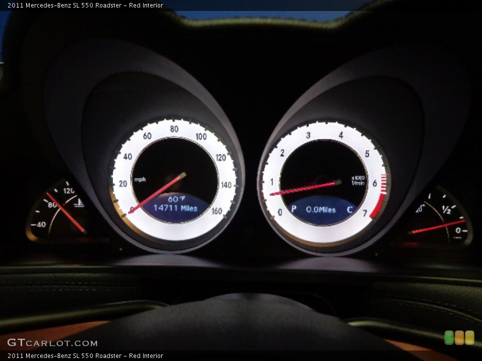 Red Interior Gauges for the 2011 Mercedes-Benz SL 550 Roadster #80370408