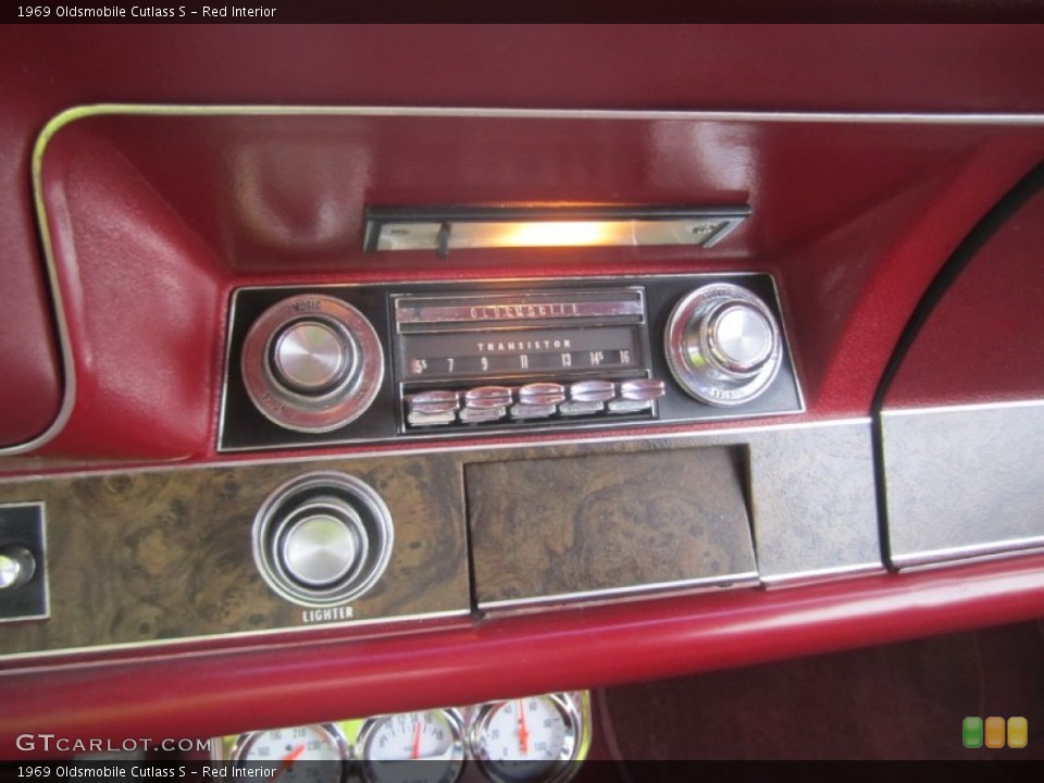 Red Interior Controls for the 1969 Oldsmobile Cutlass S #80391297