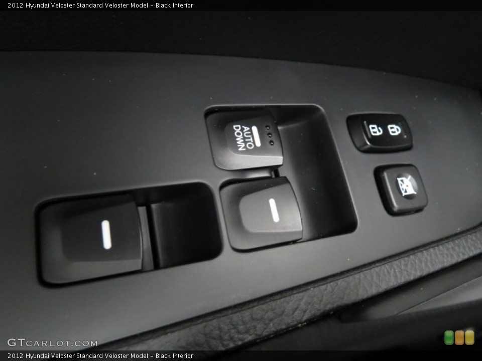 Black Interior Controls for the 2012 Hyundai Veloster  #80396318