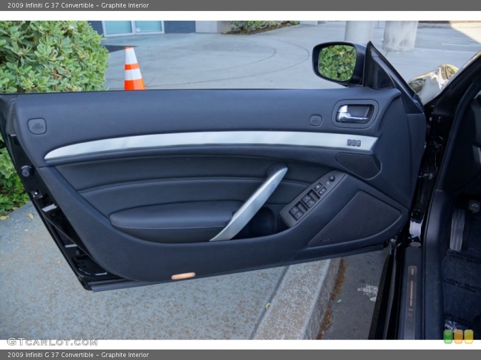 Graphite Interior Door Panel for the 2009 Infiniti G 37 Convertible #80404444