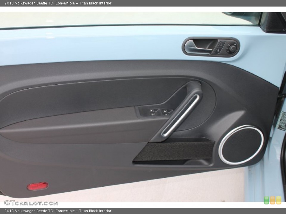 Titan Black Interior Door Panel for the 2013 Volkswagen Beetle TDI Convertible #80419133