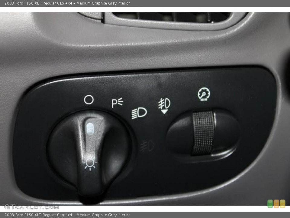 Medium Graphite Grey Interior Controls for the 2003 Ford F150 XLT Regular Cab 4x4 #80423756