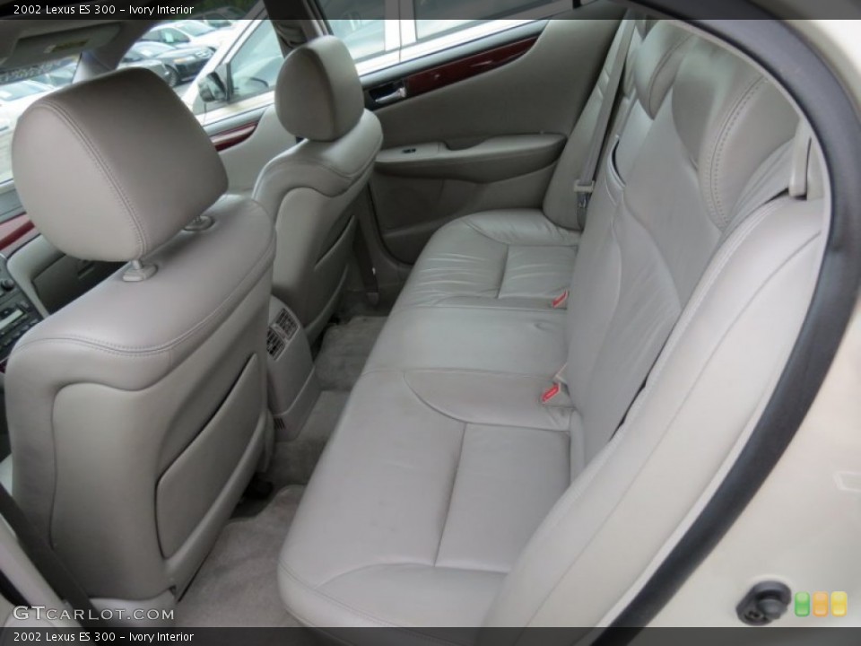 Ivory Interior Rear Seat for the 2002 Lexus ES 300 #80430890