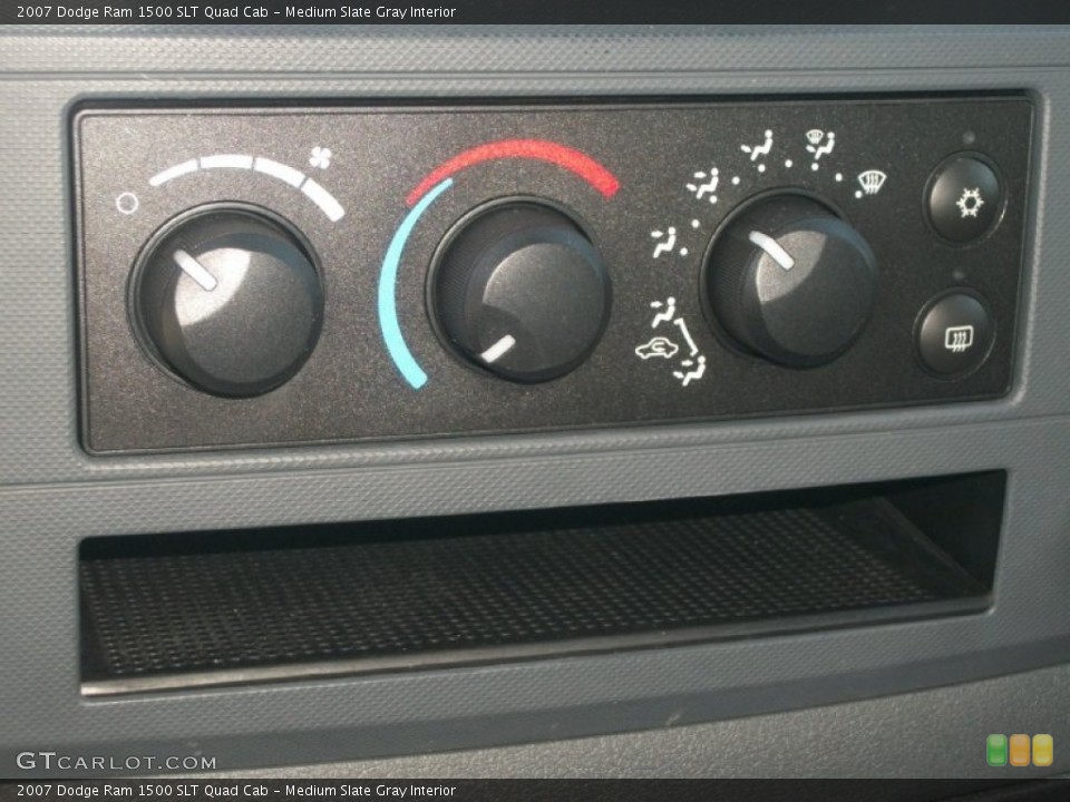 Medium Slate Gray Interior Controls for the 2007 Dodge Ram 1500 SLT Quad Cab #80458577