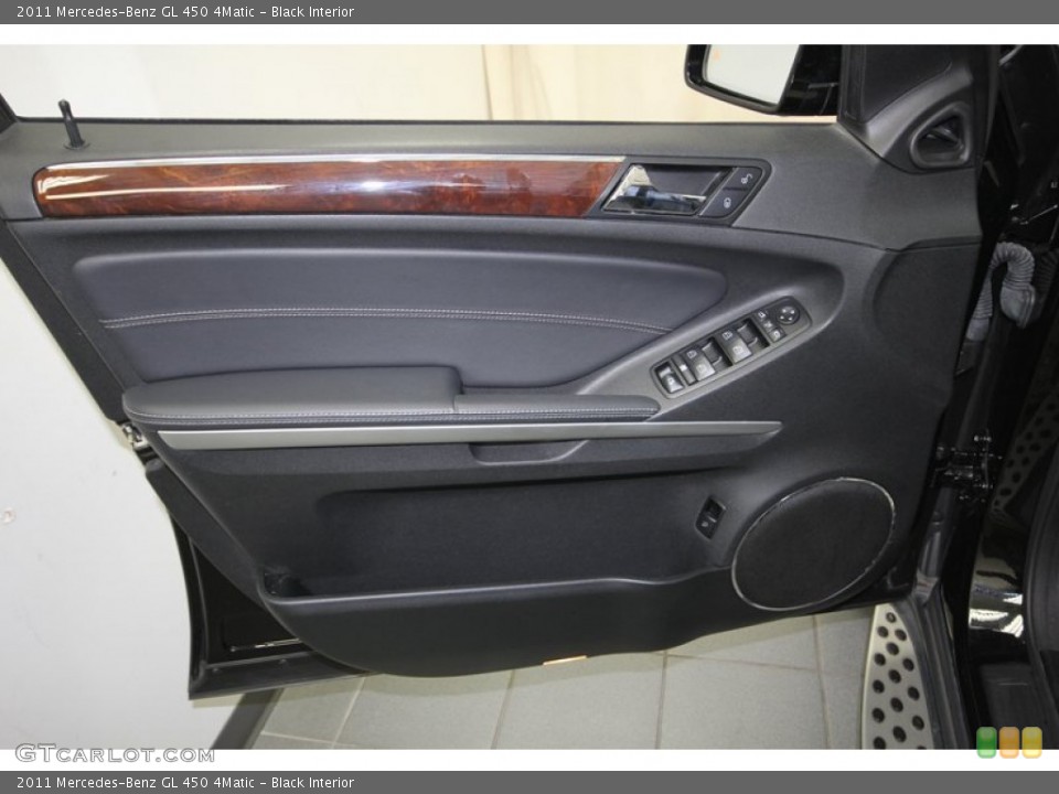 Black Interior Door Panel for the 2011 Mercedes-Benz GL 450 4Matic #80467078