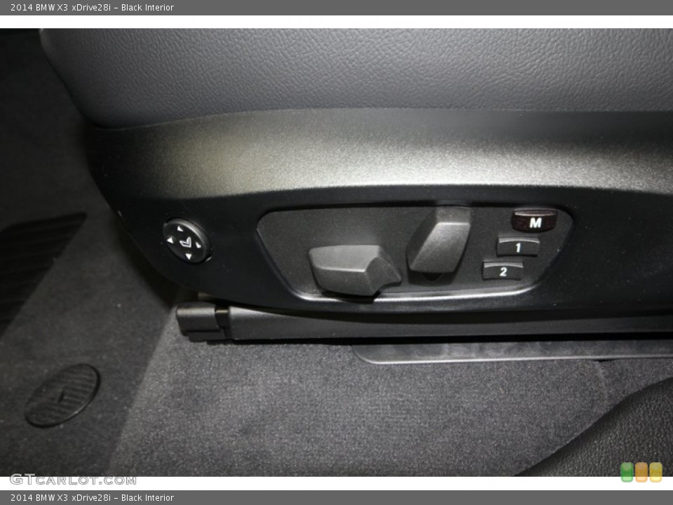 Black Interior Controls for the 2014 BMW X3 xDrive28i #80475548