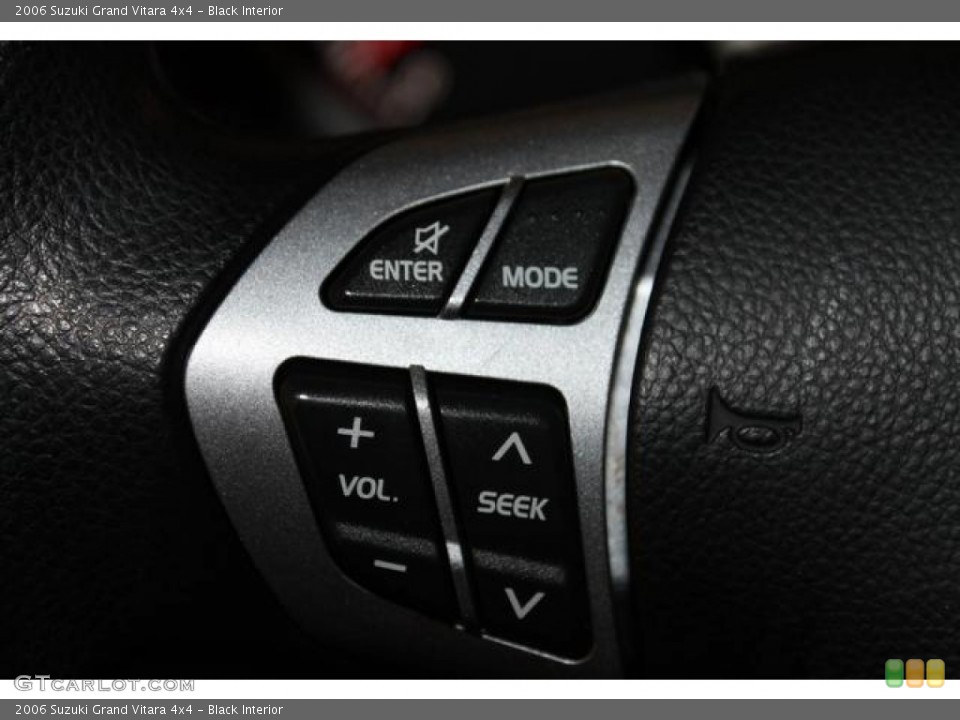 Black Interior Controls for the 2006 Suzuki Grand Vitara 4x4 #80475709