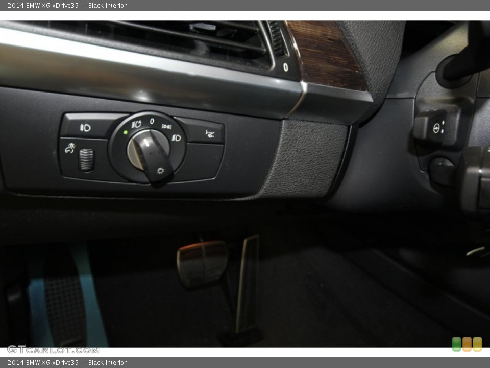 Black Interior Controls for the 2014 BMW X6 xDrive35i #80477003
