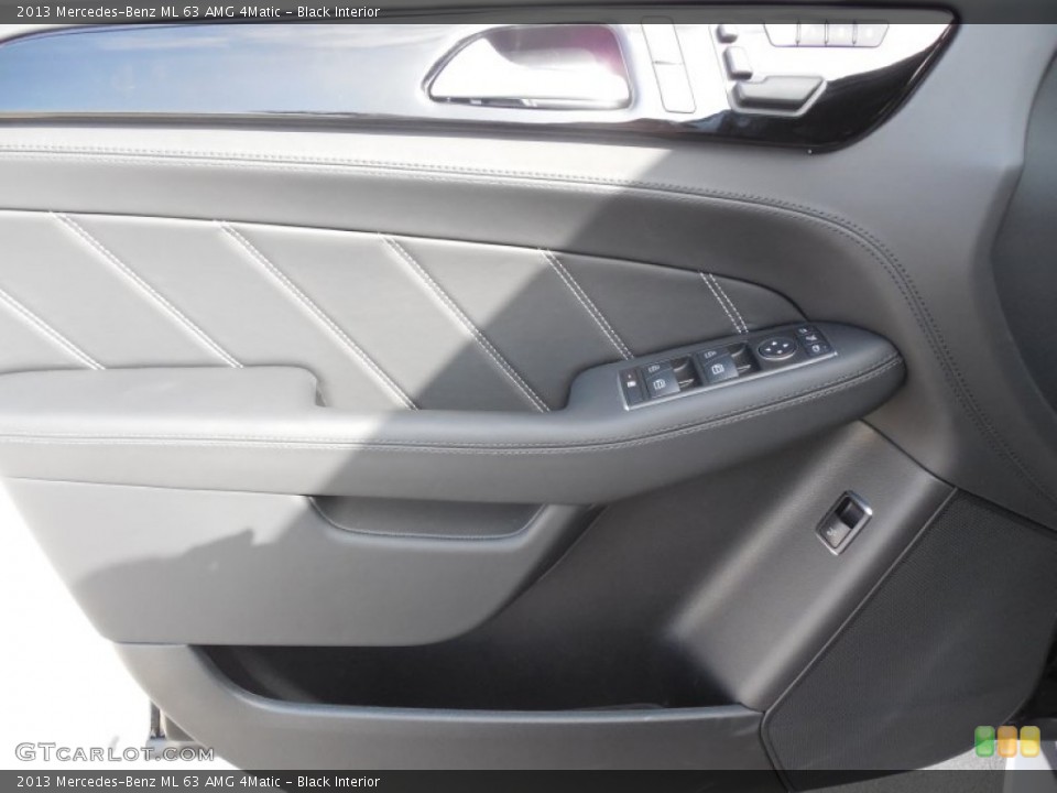 Black Interior Door Panel for the 2013 Mercedes-Benz ML 63 AMG 4Matic #80504552