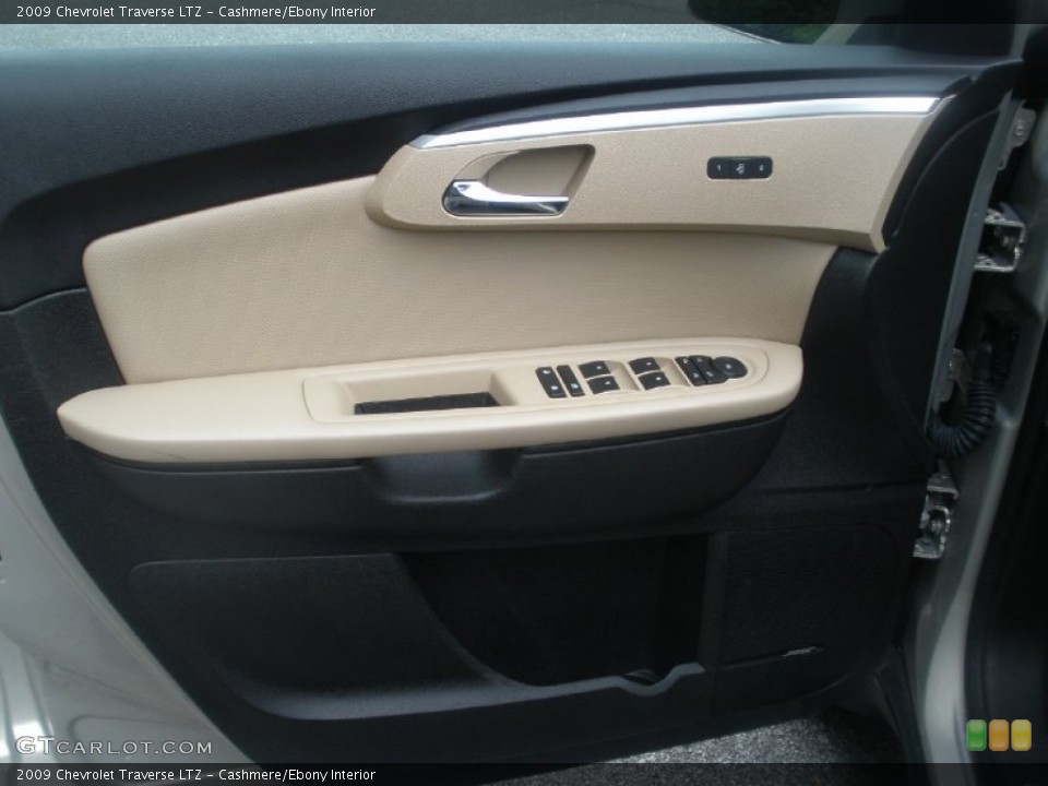 Cashmere/Ebony Interior Door Panel for the 2009 Chevrolet Traverse LTZ #80504899