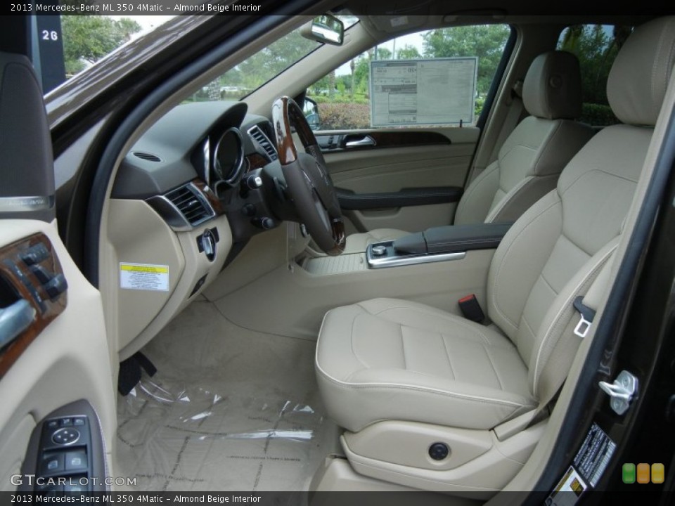 Almond Beige Interior Photo for the 2013 Mercedes-Benz ML 350 4Matic #80509746