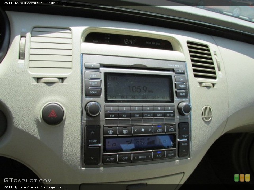 Beige Interior Controls for the 2011 Hyundai Azera GLS #80510718