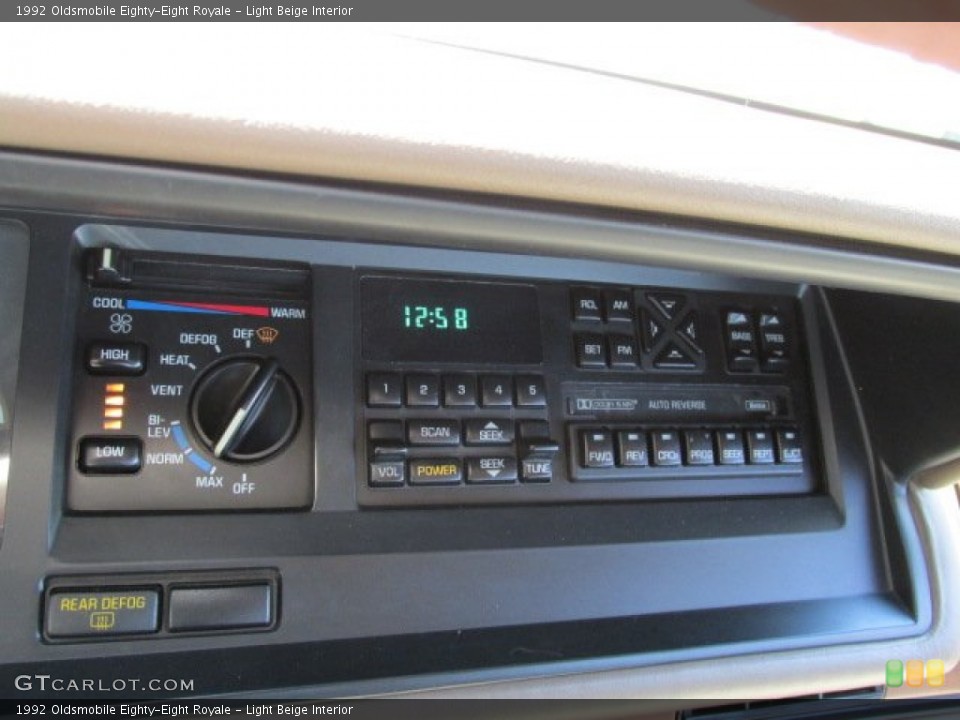 Light Beige Interior Controls for the 1992 Oldsmobile Eighty-Eight Royale #80519866