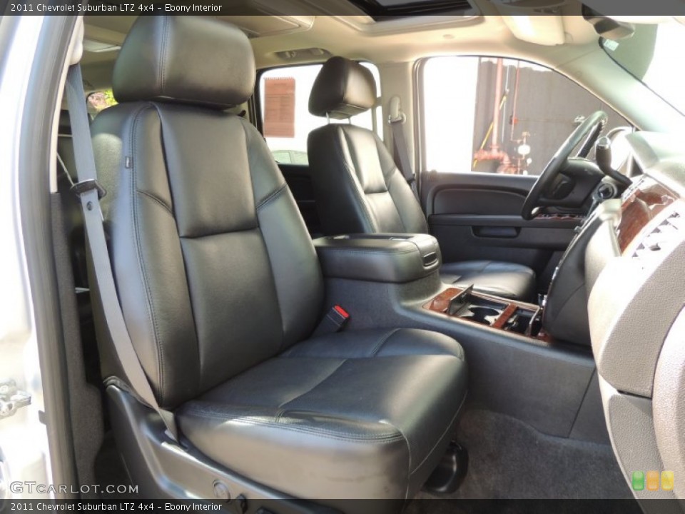 Ebony Interior Photo for the 2011 Chevrolet Suburban LTZ 4x4 #80524106