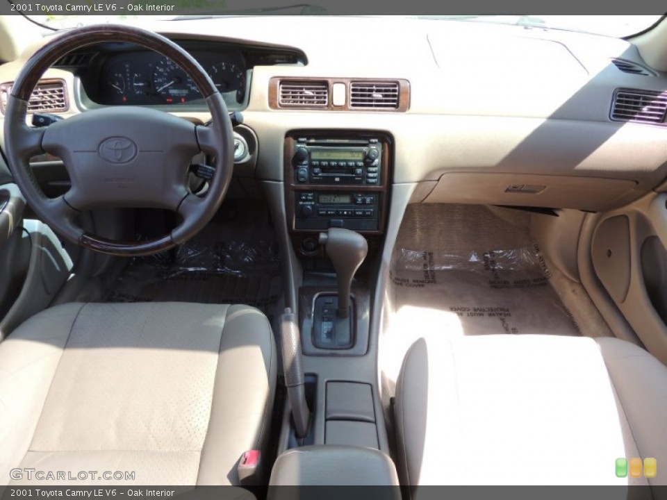 Oak Interior Dashboard for the 2001 Toyota Camry LE V6 #80527353