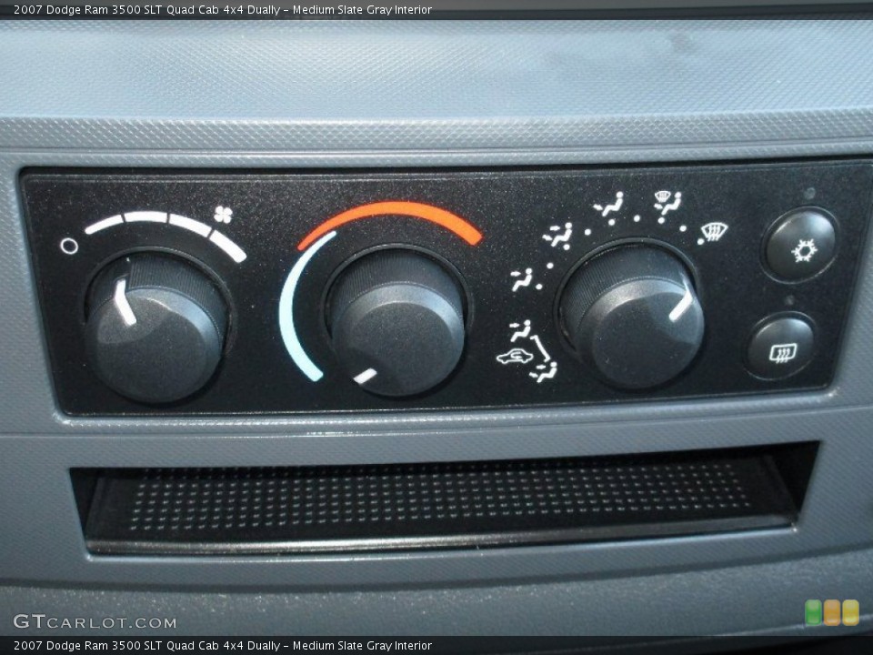 Medium Slate Gray Interior Controls for the 2007 Dodge Ram 3500 SLT Quad Cab 4x4 Dually #80531676