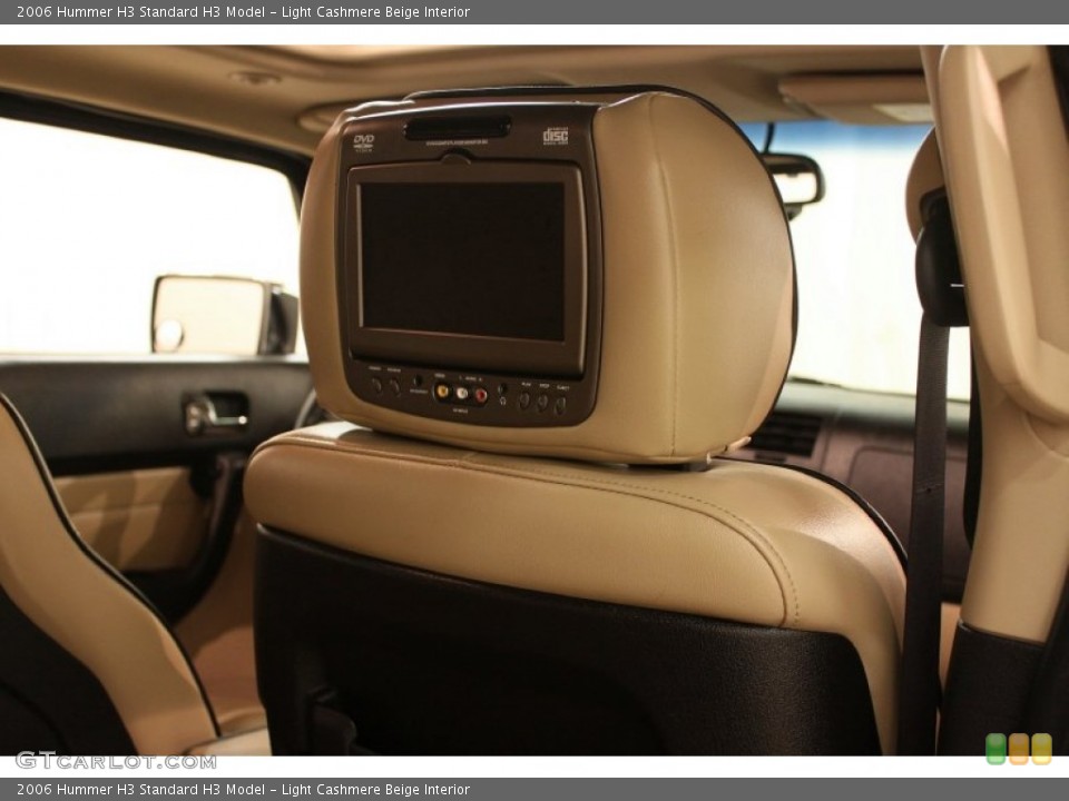 Light Cashmere Beige Interior Entertainment System for the 2006 Hummer H3  #80532958