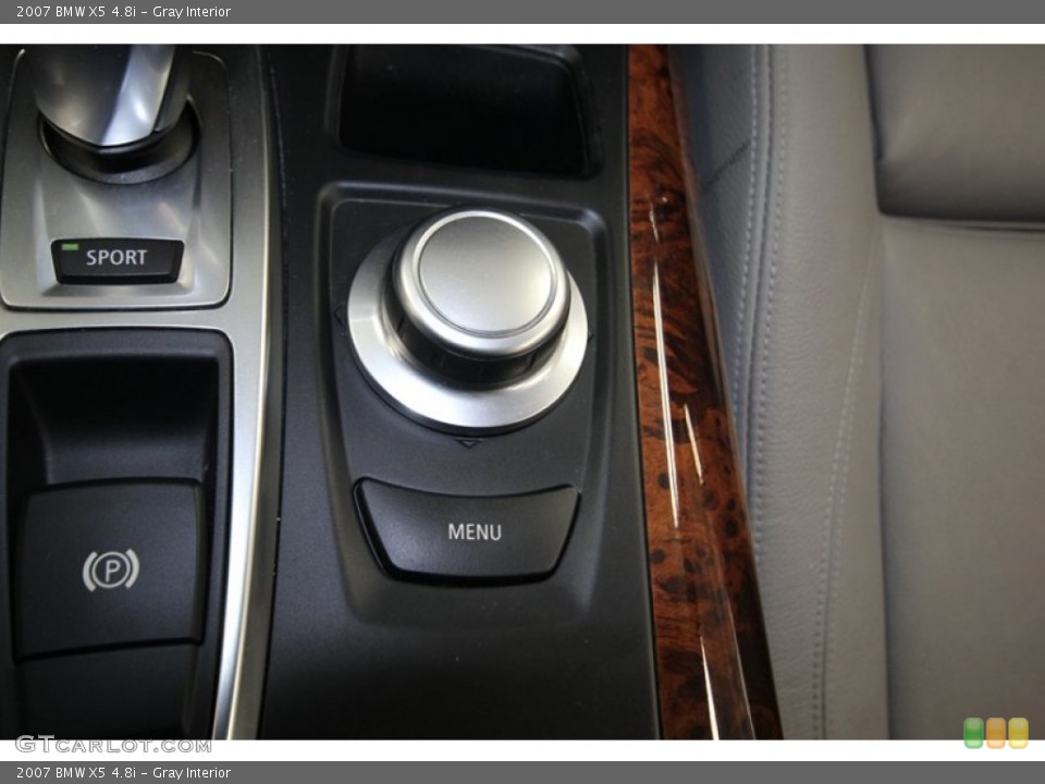 Gray Interior Controls for the 2007 BMW X5 4.8i #80537281